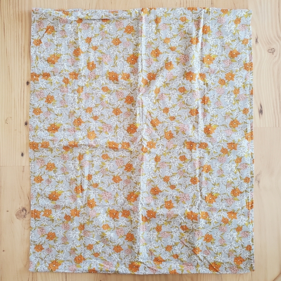 Milkbarn Women's Nursing Scarf - Picture 2 of 4